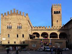 Piazza del Nettuno 02