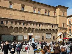 Piazza del Nettuno 07