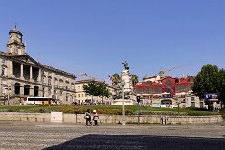 Place Infante Dom Enrique 05