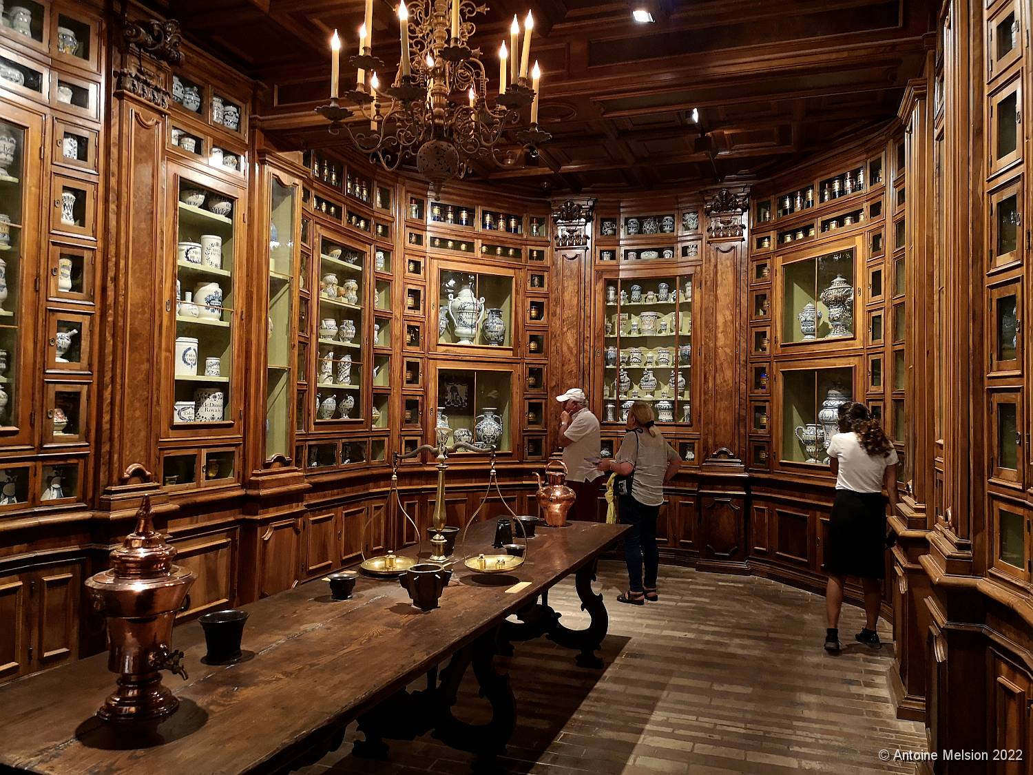 L'intérieur 23 