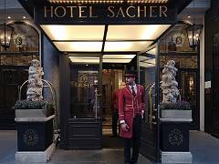 Café Sacher 01