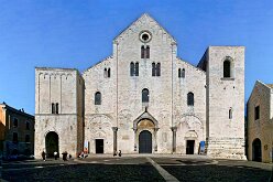 Basilica San Nicola 01a