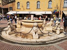 Piazza Vecchia 02